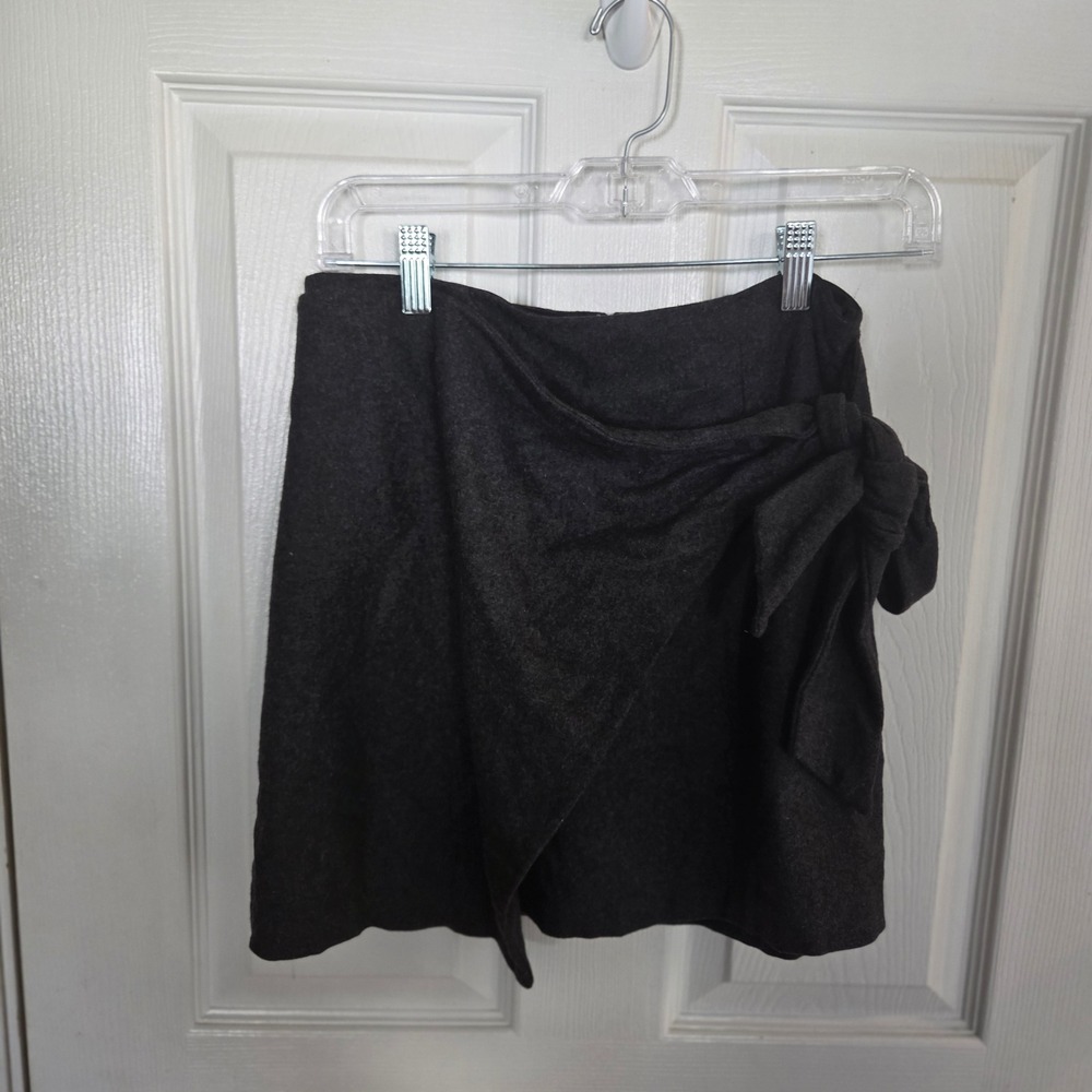 Wilfred Aritzia 4 Wool Cashmere Side Tie Wrap Mini Skirt Charcoal Gray Academia